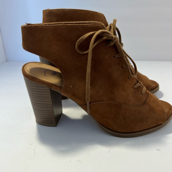 GAP PEEP TOE SUEDE HEELS SZ 8 - Picture 3 of 7